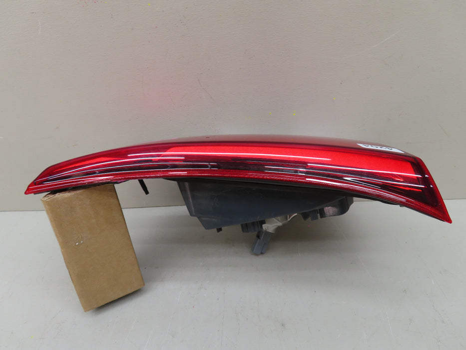 2017-2019 TOYOTA HIGHLANDER REAR LEFT DRIVER INNER TAIL LIGHT LED OEM