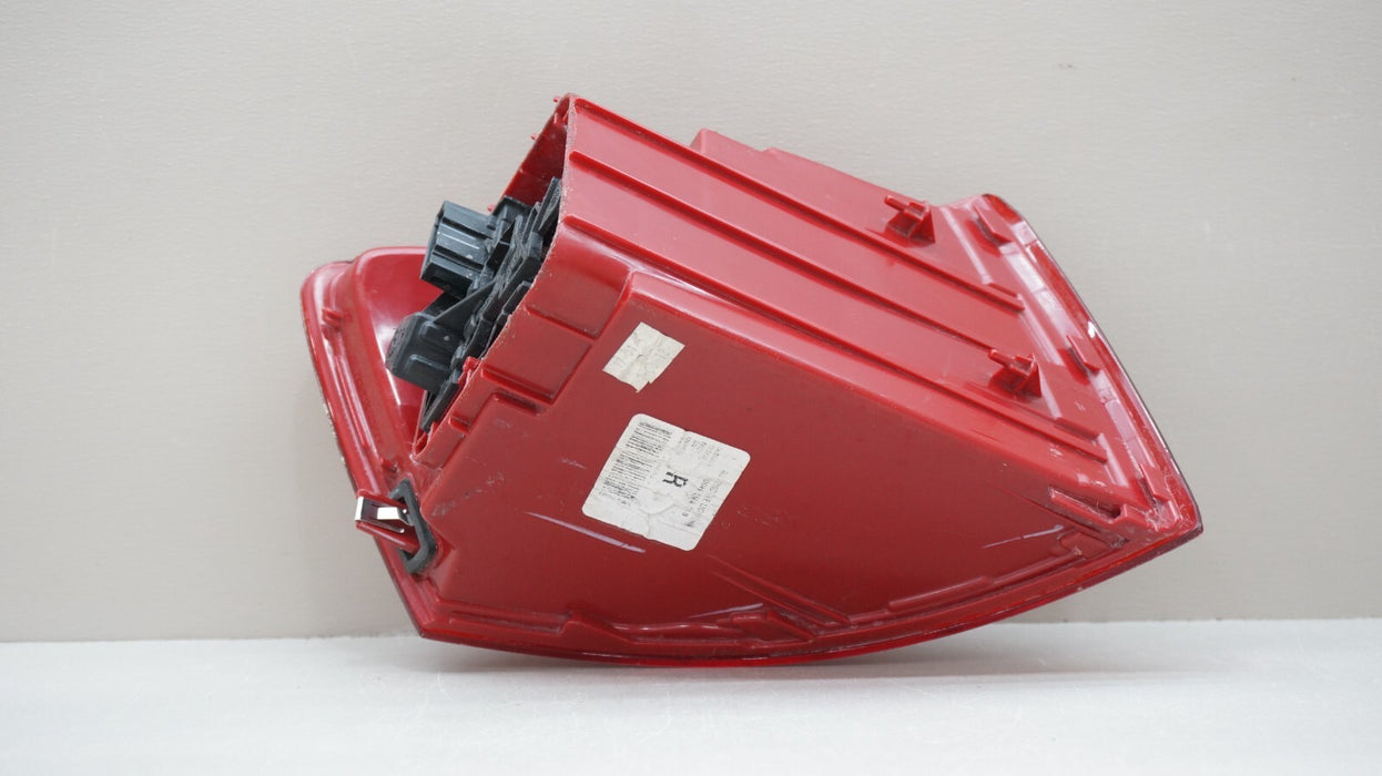 2011-2014 VOLKSWAGEN JETTA REAR RIGHT PASSENGER SIDE OUTER TAIL LIGHT OEM