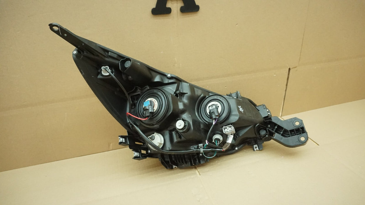 2015-2017 SUBARU LEGACY FRONT LEFT DRIVER SIDE HEADLIGHT HALOGEN OEM 15 16 17