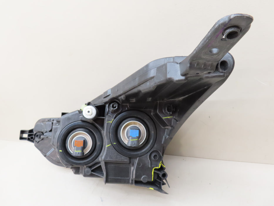 2020-2022 NISSAN VERSA RIGHT PASSENGER SIDE HEADLIGHT HALOGEN OEM