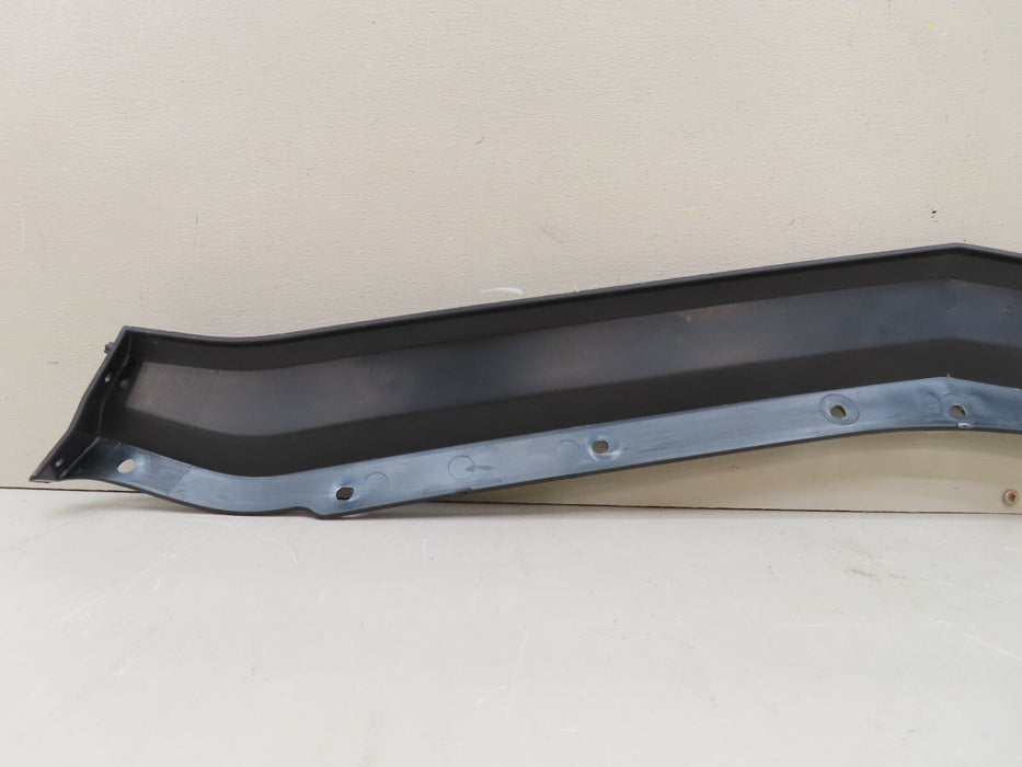2020 2021 CHEVROLET CORVETTE FRONT CENTER LOWER BUMPER SPOILER MOLDING OEM