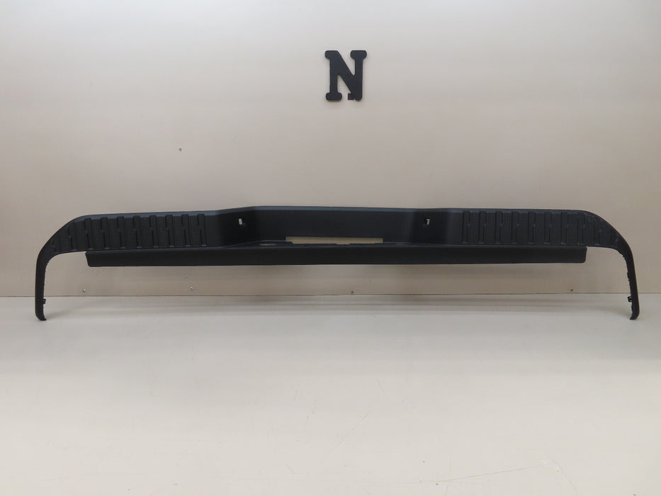 2019-2023 GMC-CHEVROLET 1500 2500 3500 REAR FASCIA STEP PAD BUMPER COVER OEM