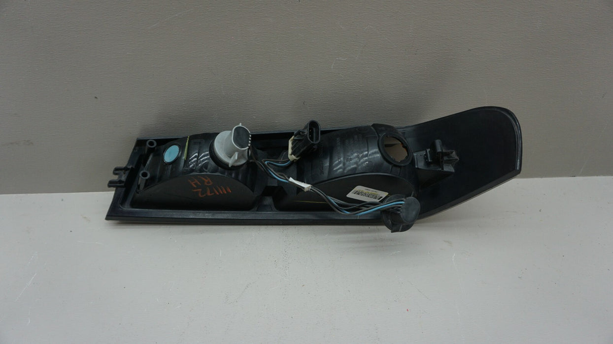 2002-2012 GMC CANYON COLORADO RIGHT PASSENGER SIDE SIGNAL LIGHT LAMP OEM