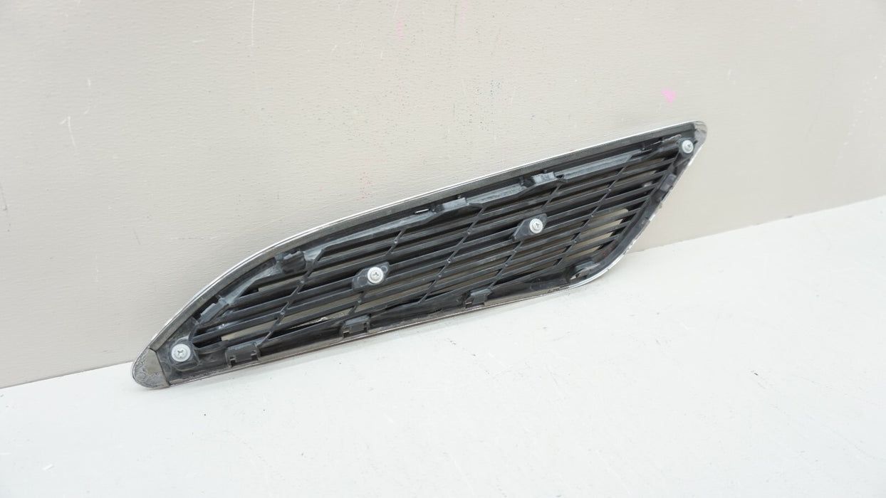 2017-2024 NISSAN AMRADA FRONT RIGHT SIDE FENDER AIR VENT OEM 63829-1LA0A