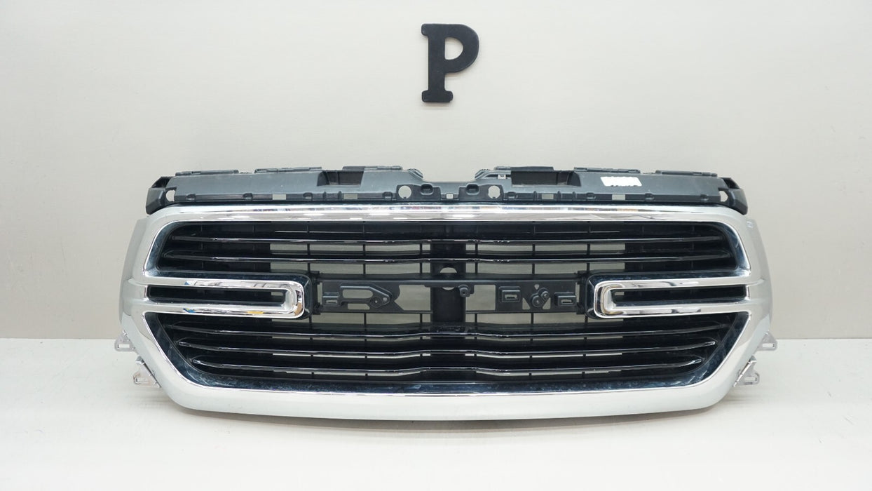 2019-2024 DODGE RAM 1500 FRONT RADIATOR GRILLE OEM 68366528