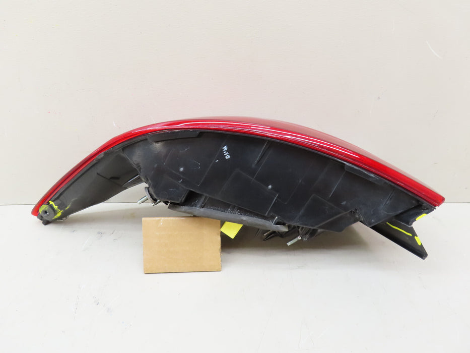 2017-2019 KIA CADENZA LEFT DRIVER SIDE TAIL LIGHT OEM
