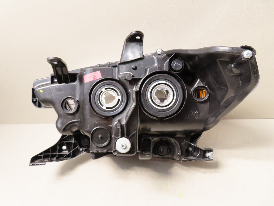 2016 2017 2018 TOYOTA TACOMA RIGHT PASSENGER SIDE HEADLIGHT HALOGEN DEPO