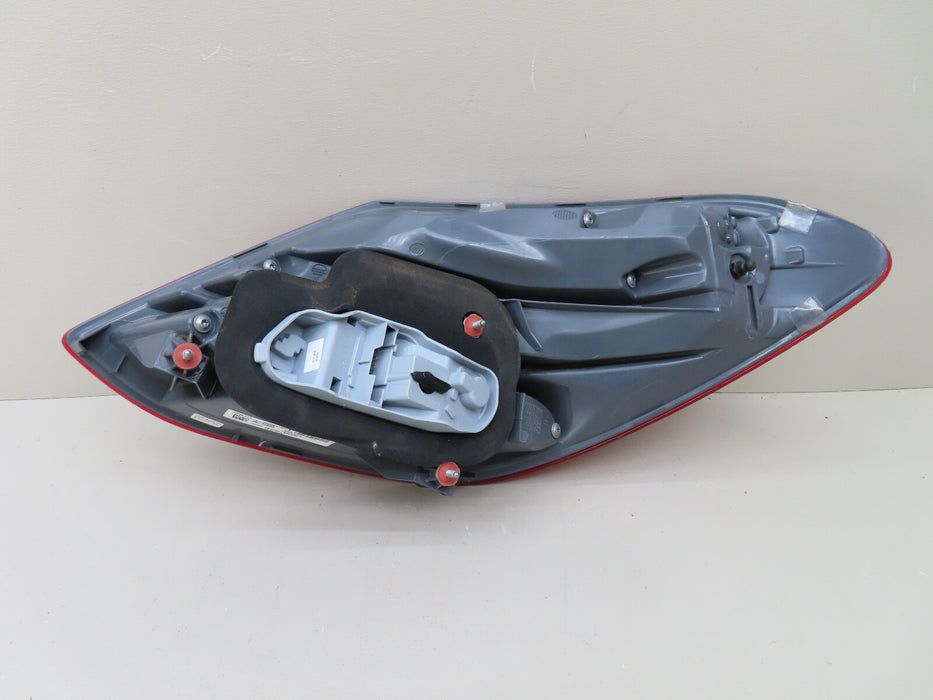 2015 2016 2017 2018  Mercedes C Class Sedan LEFT TAILLIGHT LAMP HALOGEN/LED OEM
