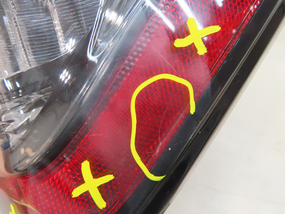 2014-2023 TOYOTA 4RUNNER REAR RIGHT PASSENGER TAIL LIGHT OEM