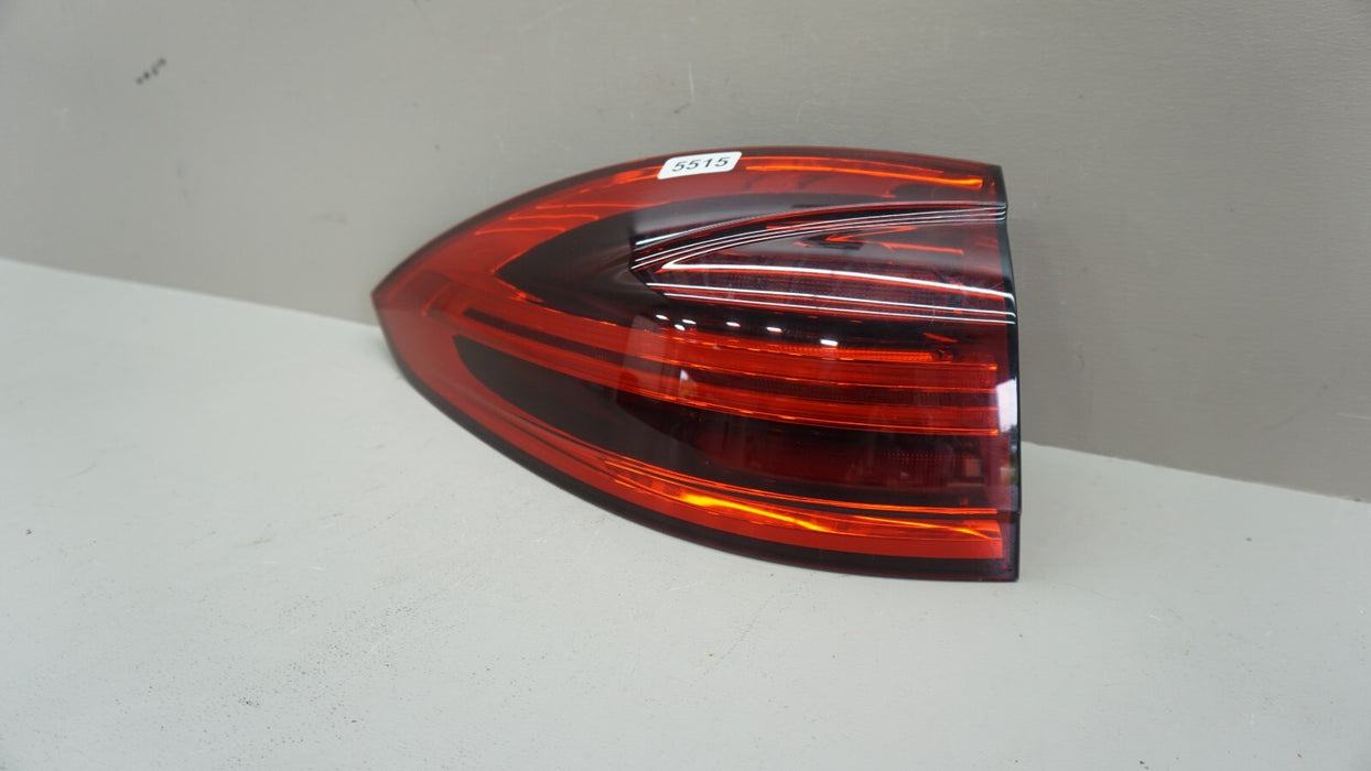2015-2017 PORSCHE CAYENNE REAR LEFT DRIVER SIDE OUTER TAIL LIGHT OEM 7P5945207R