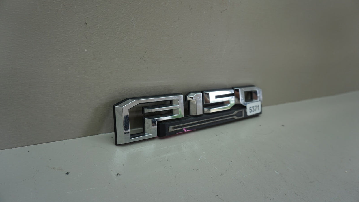 2015-2016 FORD F-150 KING RANCH FRONT LEFT FENDER EMBLEM BADGE NAMEPLATE OEM