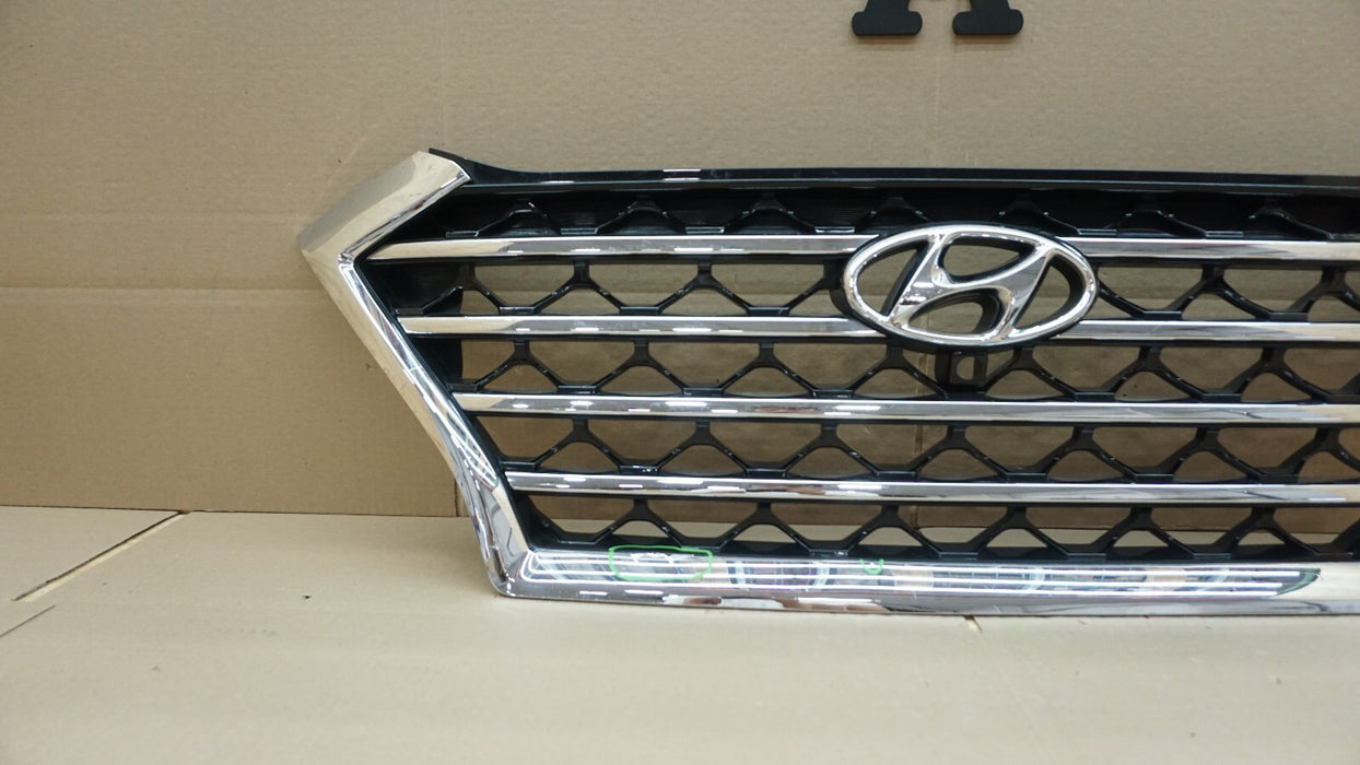 2019-2020 HYUNDAI TUCSON GRILL W/EMBLEM CAMERA HOLE 86351-D3610 OEM