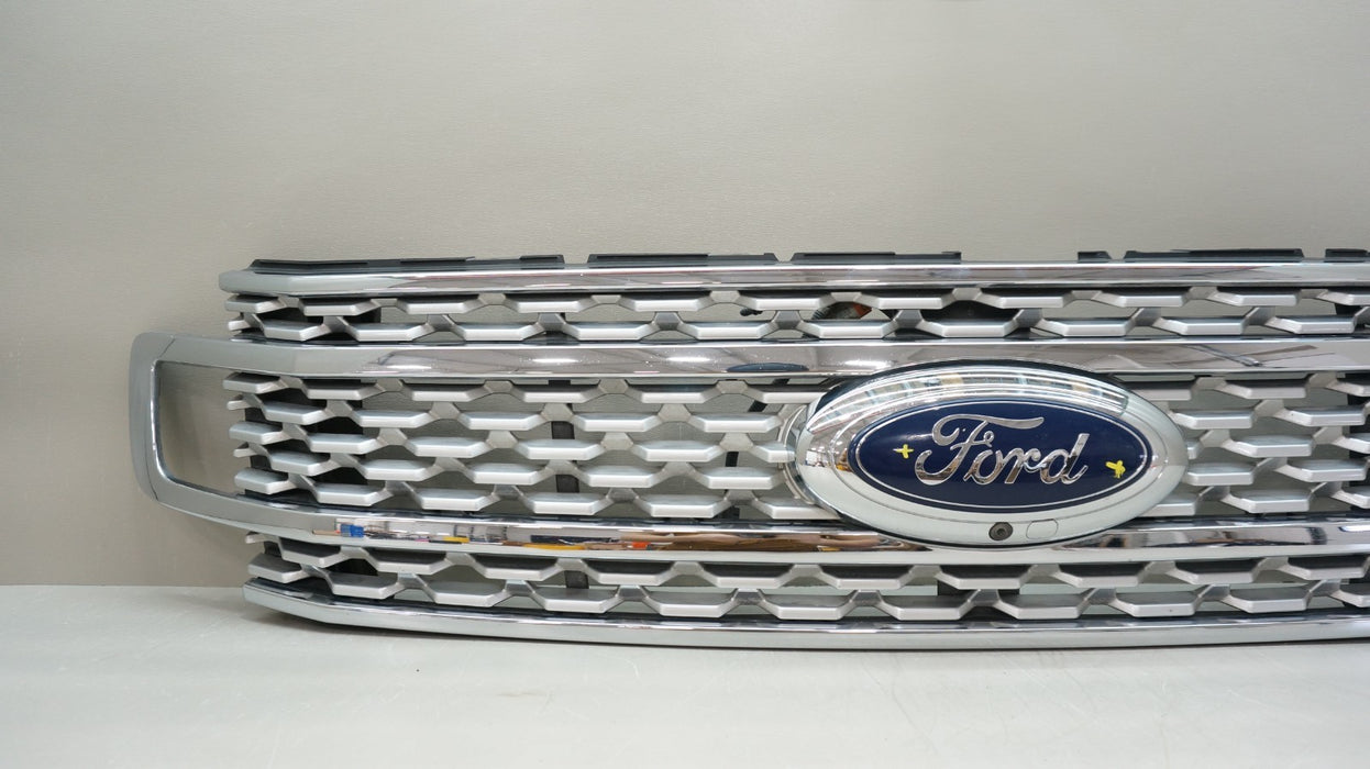2018-2021 FORD EXPEDITION MAX PLATINUM FRONT GRILLE W / CAMERA OEM JL1B-8200-PHW