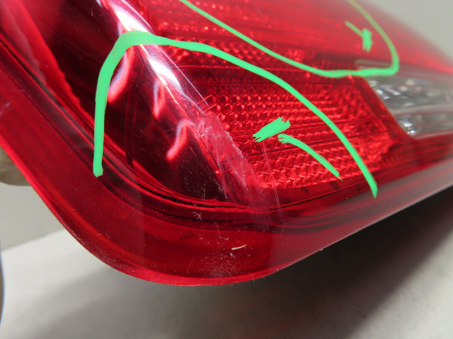 2009-2010 HYUNDAI SONATA RH RIGHT PASSENGER INNER LID TAILLIGHT TAIL LIGHT OEM