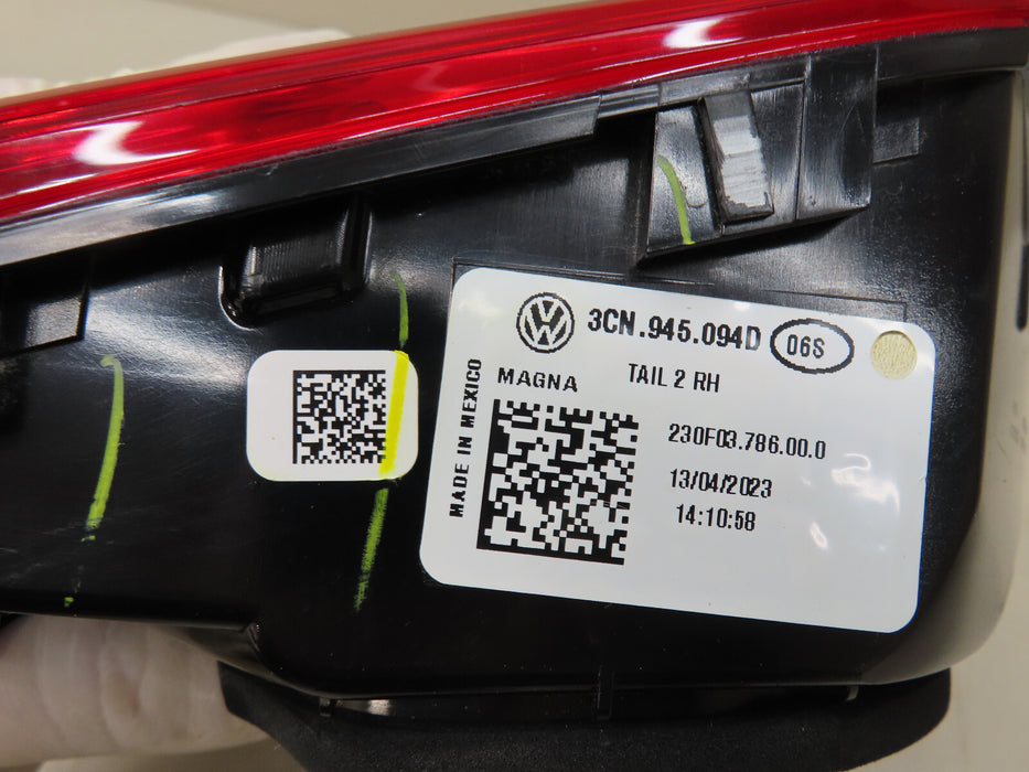 2021 2022 VOLKSWAGEN ATLAS REAR RIGHT PASSENGER TAIL LIGHT INNER LED OEM