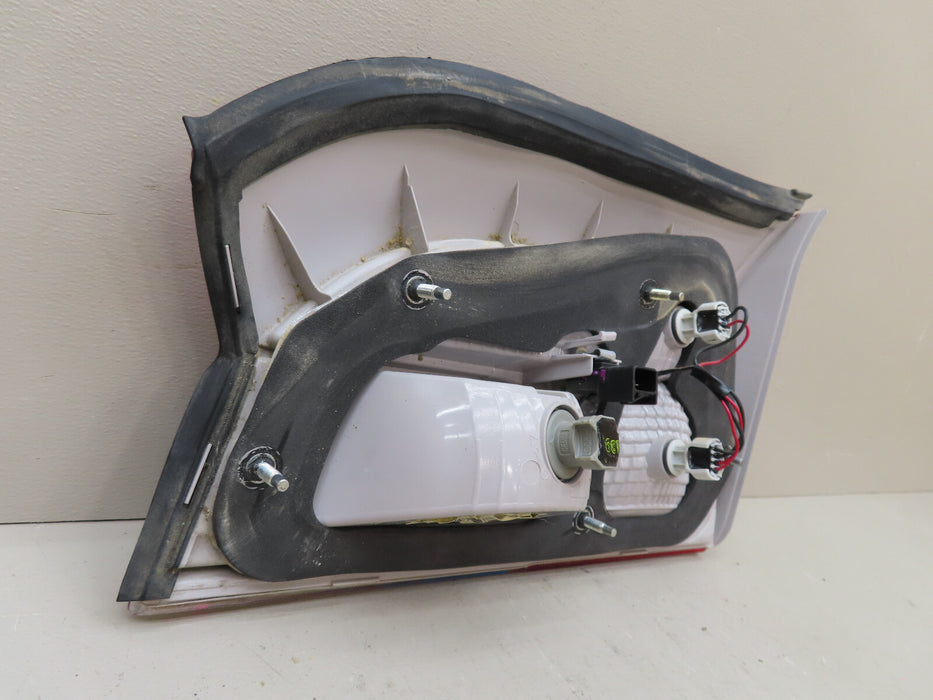 2010-2017 GMC TERRAIN REAR LEFT DRIVER SIDE TAIL LIGHT INNER OEM