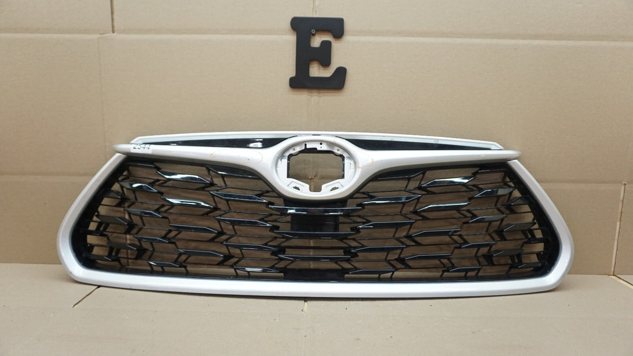 2020-2022 TOYOTA HIGHLANDER FRONT BUMPER MAIN GRILL GRILLE OEM 20 21 22