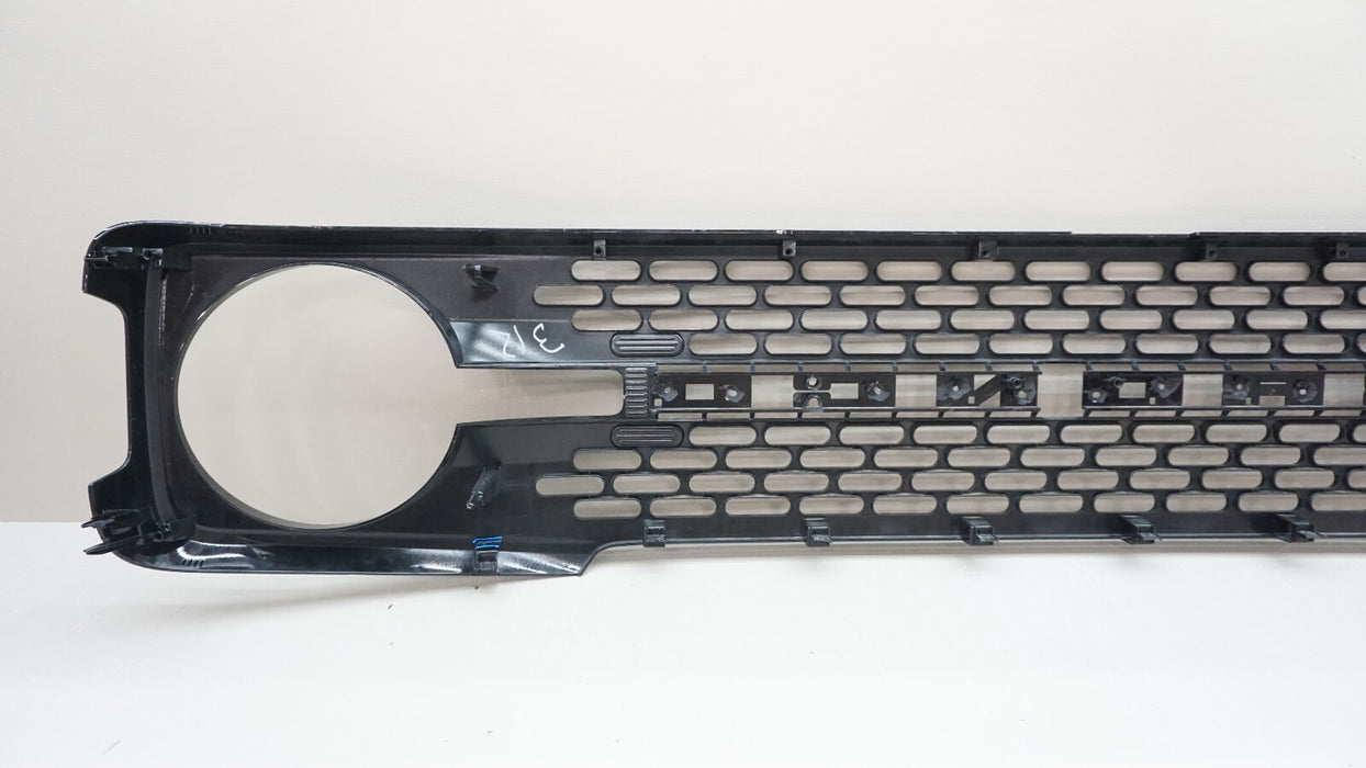 2022-2024 FORD BRONCO FRONT BUMPER RADIATOR GRILLE OEM M2DB8150