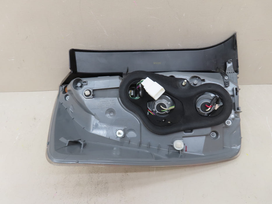 2012-2015 TOYOTA PRIUS REAR RIGHT PASSENGER SIDE TAIL LIGHT LAMP OEM
