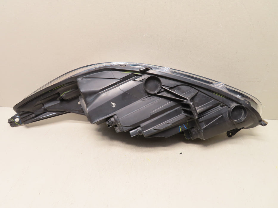 2014-2019 FORD FIESTA RIGHT PASSNGENGER HEADLIGHT HEADLAMP HALOGEN OEM