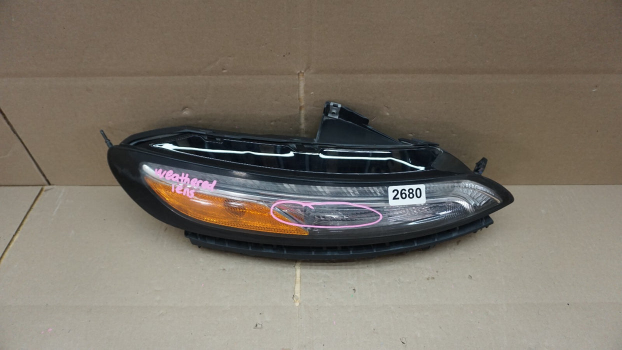 2014-2018 JEEP CHEROKEE FRONT RIGHT PASSENGER SIDE HEADLIGHT OEM 14 15 16 17 18