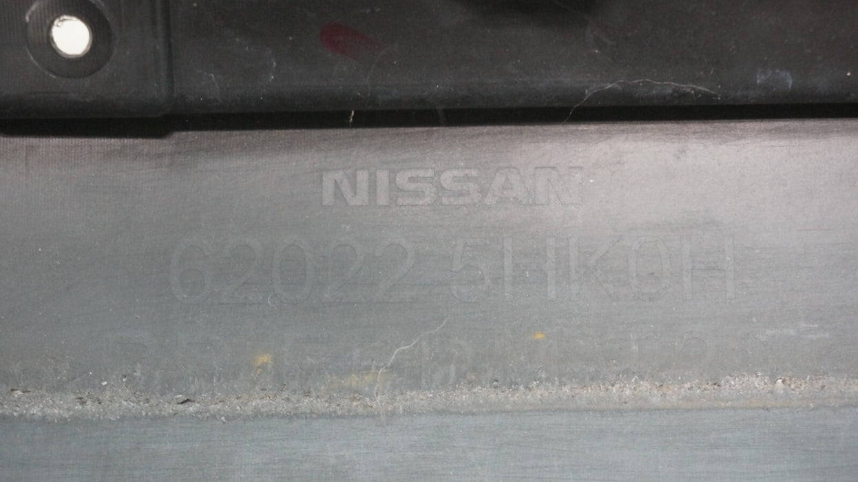 2017-2019 NISSAN ROGUE FRONT BUMPER COVER PANEL OEM 620225HK0H (R.T)
