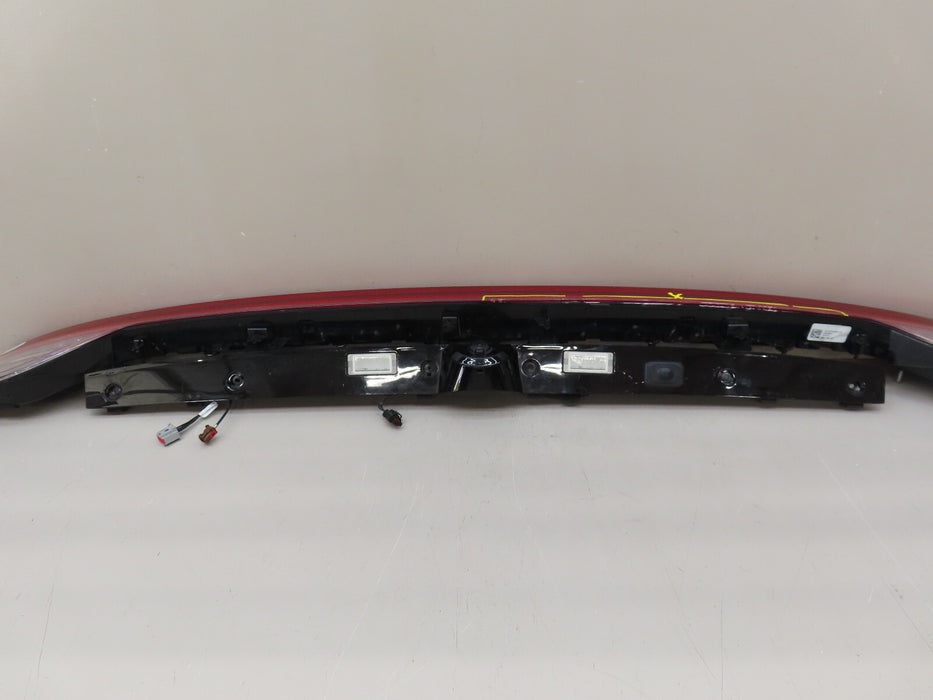 2020-2024 LINCOLN AVIATOR REAR CENTER TRUNK TAIL LIGHT LED W/CAMERA OEM