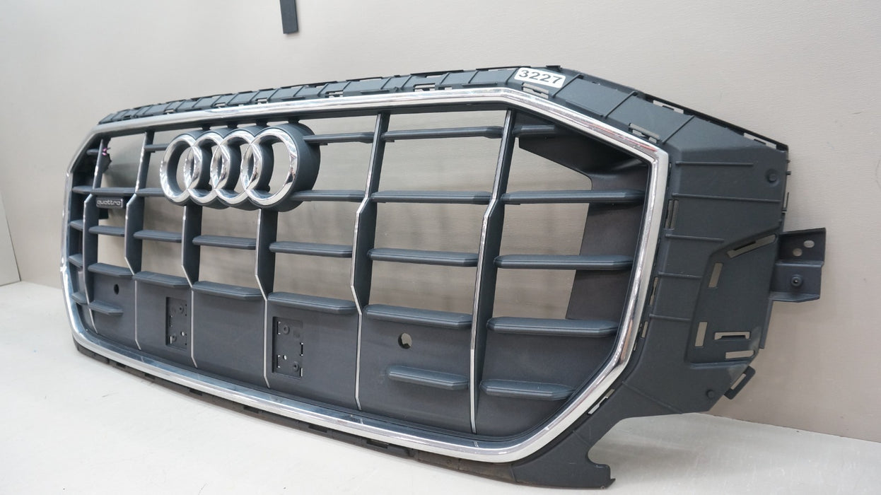 2019-2023 AUDI Q8 QUATTRO FRONT UPPER GRILLE GRILL OEM 4M8853651