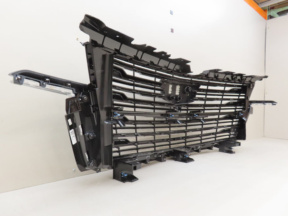 2021-2023 CADILLAC ESCALADE FRONT RADIATOR GRILL GRILLE OEM 84830320