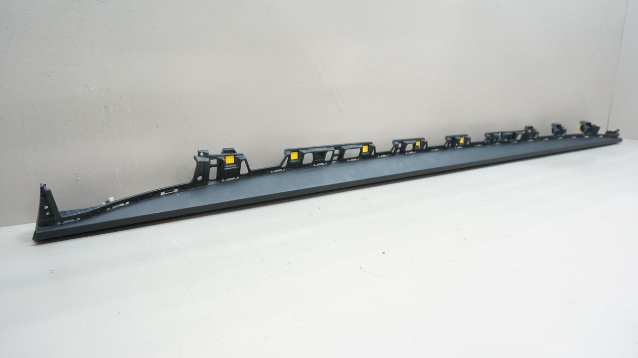 2020-2022 HYUNDAI SONATA RIGHT ROCKER SIDE SKIRT LOWER MOLDING OEM 87772-L1000