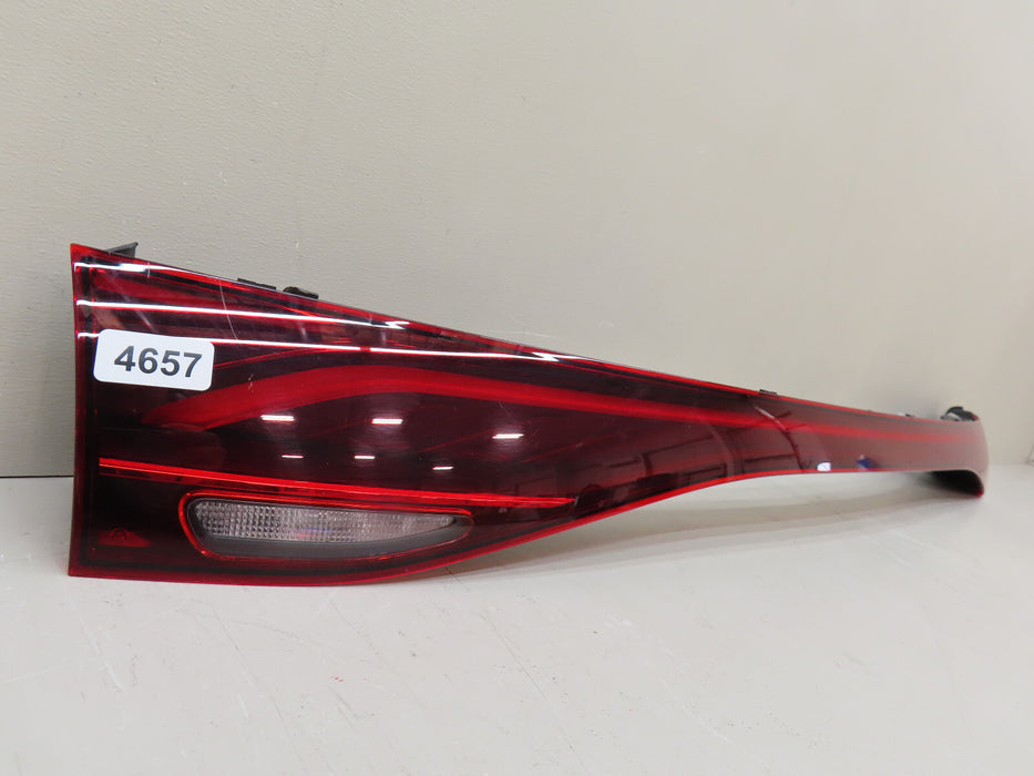 2023-2024 MERCEDES-BENZ EQE EQE350 REAR CENTER TRUNK LID LED TAIL LIGHT OEM