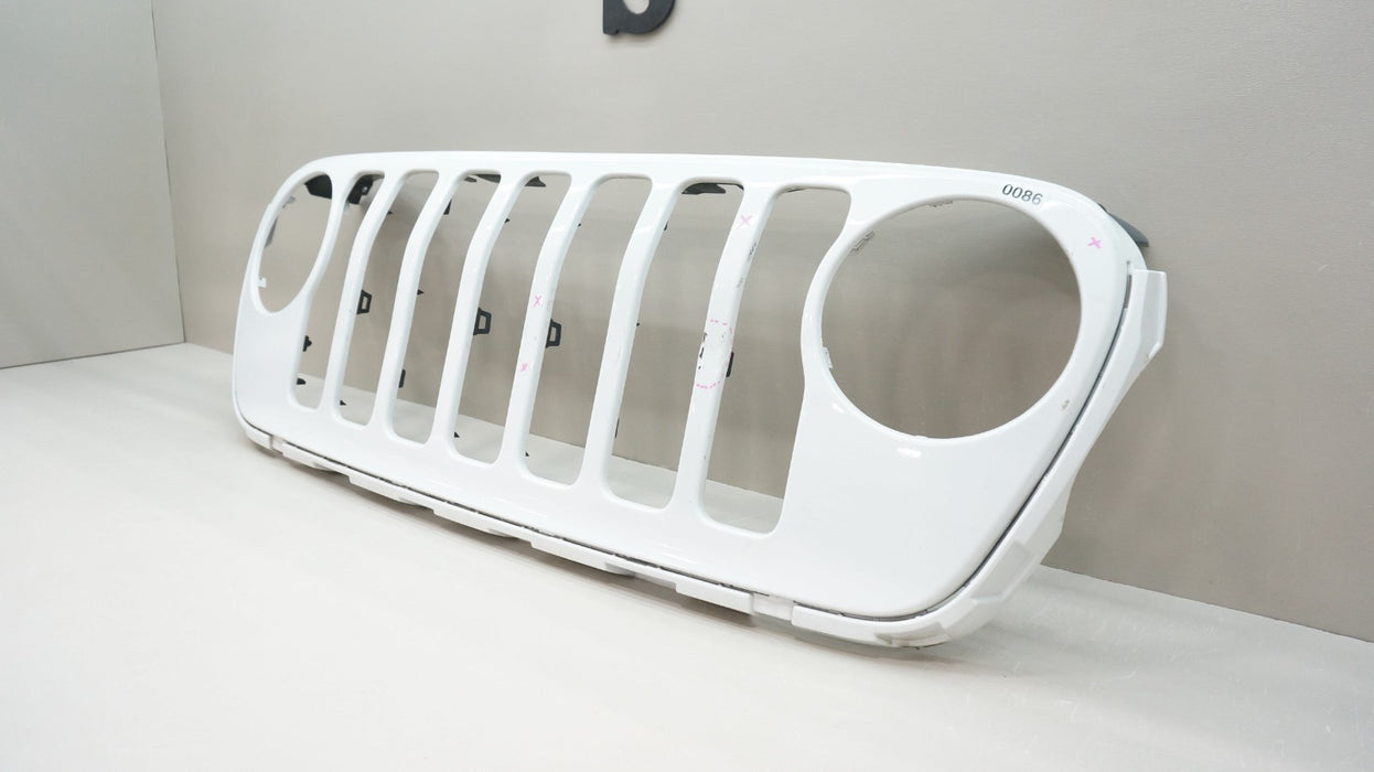 2018-2025 JEEP WRANGLER SAHARA FRONT RADIATOR GRILLE OEM 6BY79TRMAB
