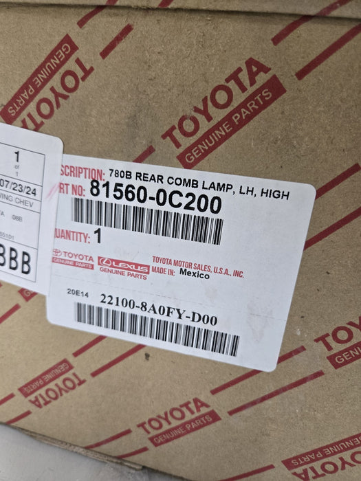 2022 2023 TOYOTA TUNDRA REAR LEFT LH TAIL LIGHT LAMP LED OEM W/GATE BUTTON