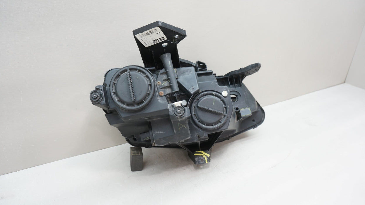 2016-2018 CHEVROLET CAMARO FRONT LEFT DRIVER SIDE HALOGEN HEADLIGHT OEM 84244103