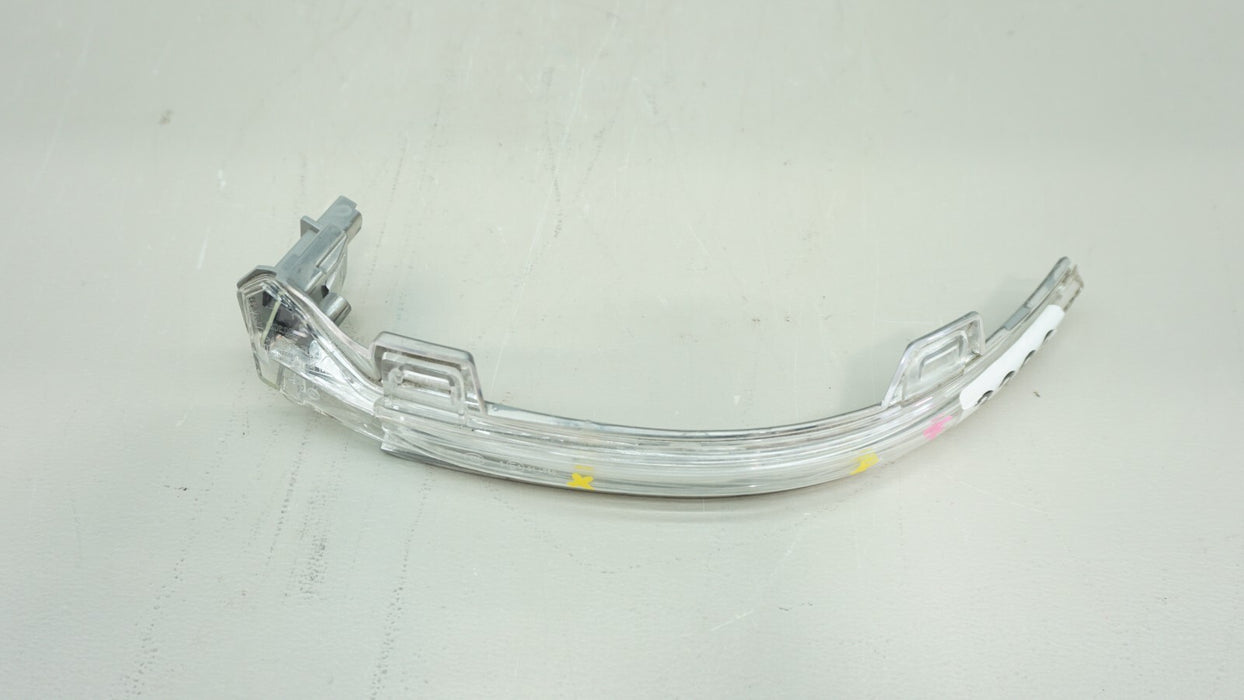 2021-2024 MERCEDES-BENZ S-CLASS EQS LEFT DRIVERS SIDE MIRROR TURN SIGNAL LIGHT