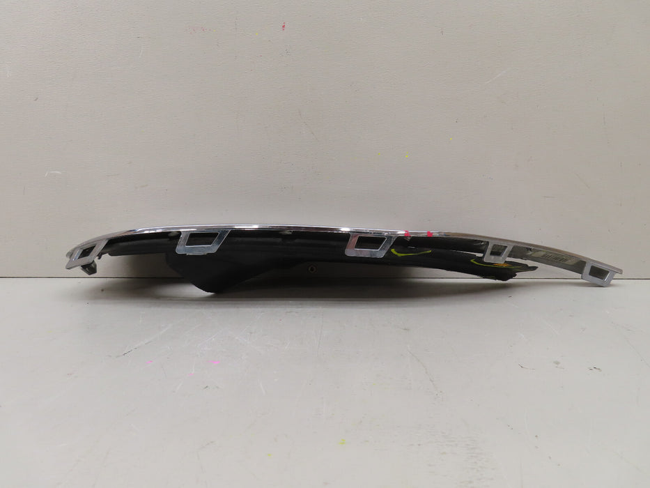 2017-2019 GMC ACADIA FRONT RIGHT PASSENGER SIDE FOG LIGHT COVER BEZEL OEM