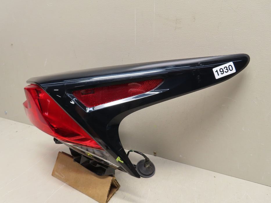 2015 2016 2017 LEXUS NX200T/300H REAR RIGHT PASSENGER OUTER TAIL LIGHT LED OEM