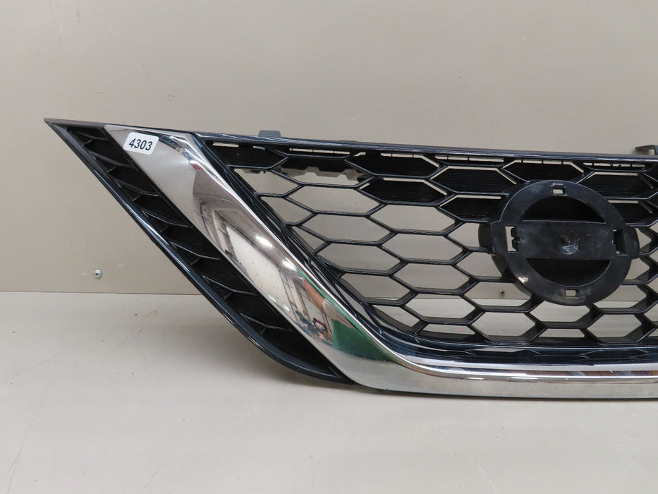 2016-2018 NISSAN SENTRA FRONT RADIATOR GRILL GRILLE OEM