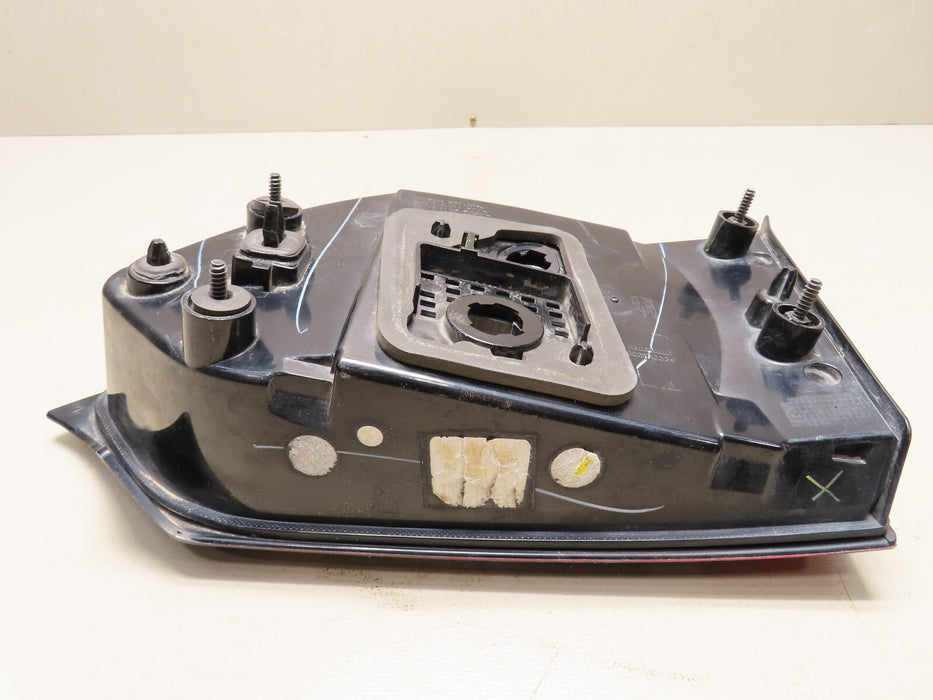 2017-2022 CHRYSLER PACIFICA RIGHT PASSENGER INNER TAIL LIGHT LAMP OEM 6003TA0340