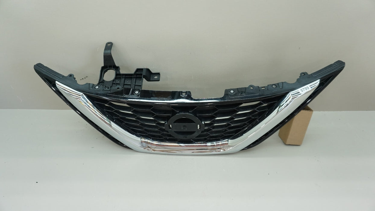 2016-2018 NISSAN SENTRA FRONT BUMPER CENTER GRILL GRILLE OEM 623103YUOA