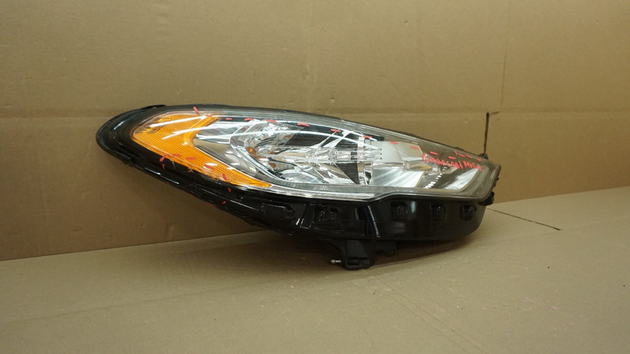 2017-2020 FORD FUSION FRONT RIGHT PASSENGER SIDE HEADLIGHT HALOGEN OEM