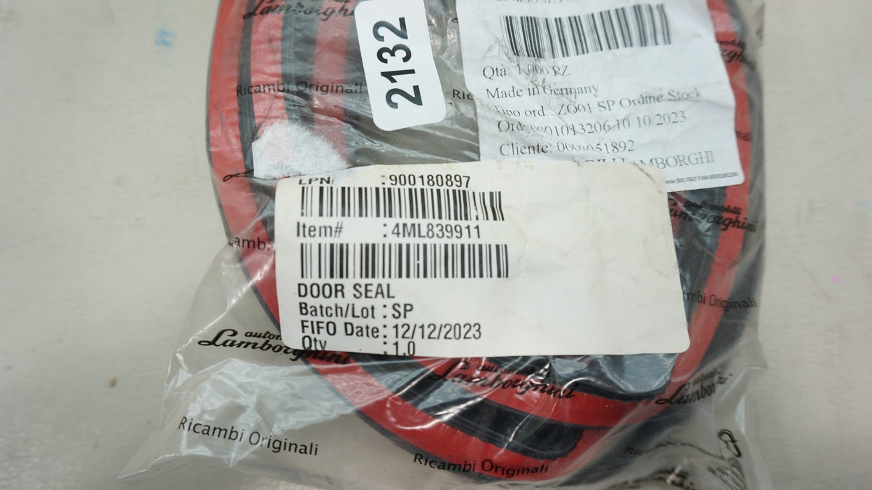 2018-2022 LAMBORGHINI URUS REAR LEFT DOOR LOWER WEATHER SEAL OEM 4ML839911