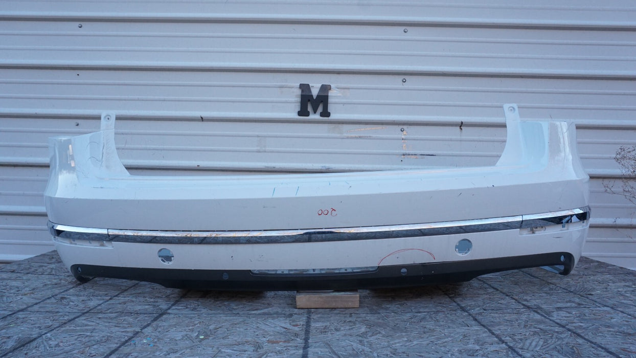 2017-2019 BENTLEY BENTAYGA REAR BUMPER COVER OEM 17 18 19 -36A807301QBS1