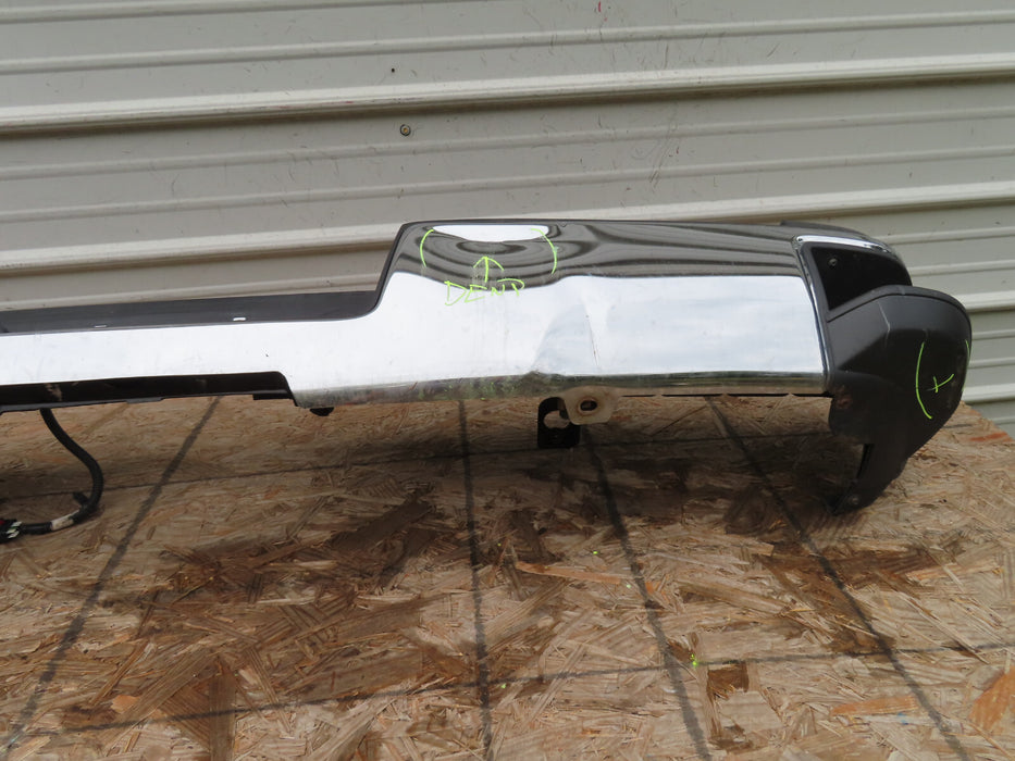 2014 2015 2016 2017 2018 CHEVROLET SILVERADO SIERRA 2500 3500 REAR BUMPER OEM