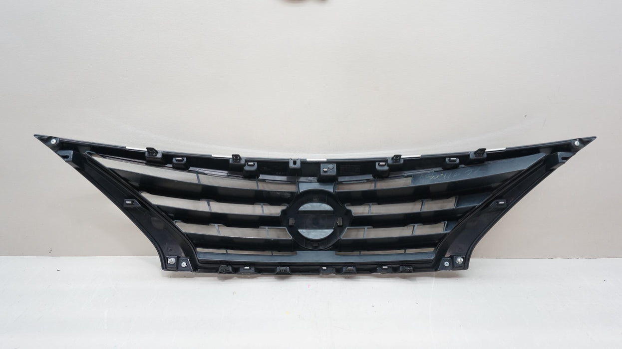 2015-2019 NISSAN VERSA FRONT BUMPER RADIATOR GRILLE OEM 623109KM0A