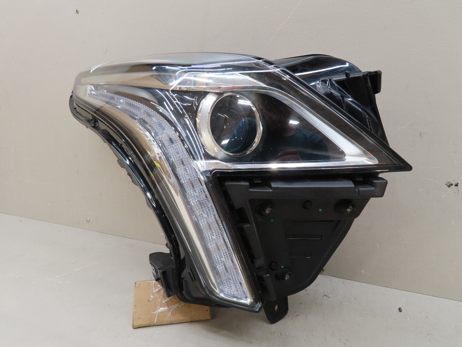 2017 2018 2019 CADILLAC XT5 FRONT RIGHT PASSENGER HEADLIGHT HALOGEN W/LED OEM