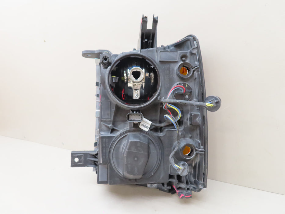 2014 2015 CHEVROLET SILVERADO 1500 FRONT RIGHT PASSENGER HEADLIGHT HALOGEN OEM