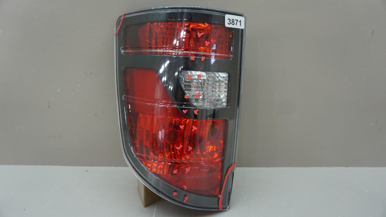 2006-2008 HONDA RIDGELINE LH LEFT DRIVER SIDE TAIL LIGHT OEM 11255 A31L