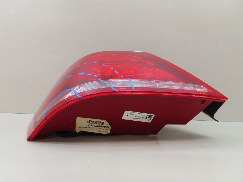 2013-2015 MERCEDES-BENZ GLK 250 REAR LEFT DRIVER SIDE TAIL LIGHT OEM A2049060357
