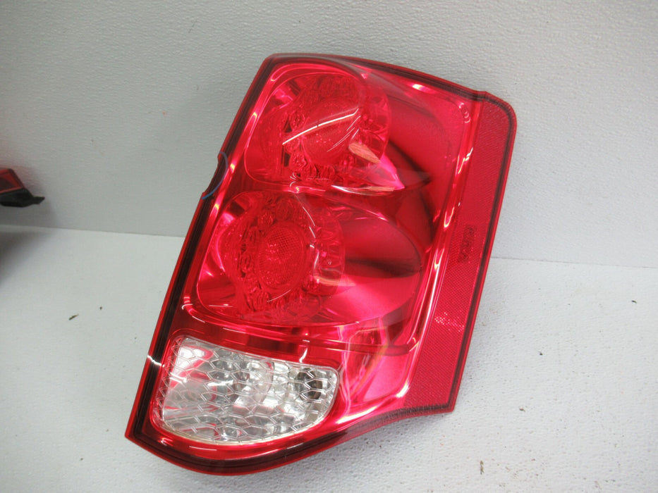 2011-2018 DODGE GRAND CARAVAN REAR RIGHT PASSENGER SIDE TAIL LIGHT LAMP OEM